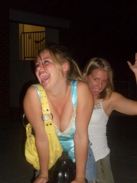 Велика колекція випадкових (переважно) оголених дівчат! (95 фото) – фото 29