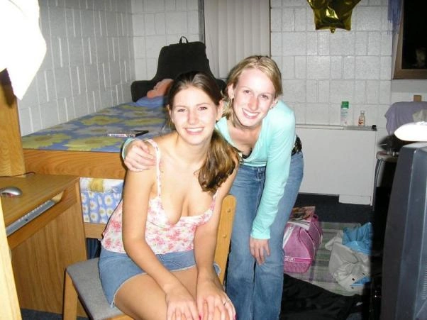 Велика колекція випадкових (переважно) оголених дівчат! (95 фото) – фото 30