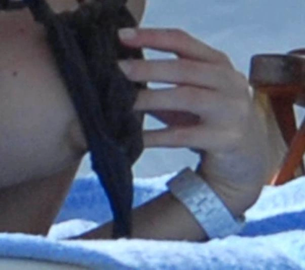 Велика колекція випадкових (переважно) оголених дівчат! (95 фото) – фото 42