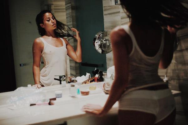 Дівчата без бюстгальтерів (40 фото) – фото 29