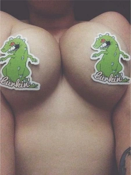 Дівчата з красивою груддю (52 фото) – фото 4