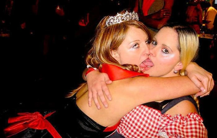 Дівчата на вечірках (64 фото) – фото 6