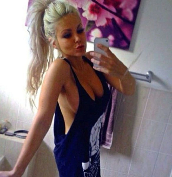 Дівчата з великими грудьми (48 фото) – фото 15