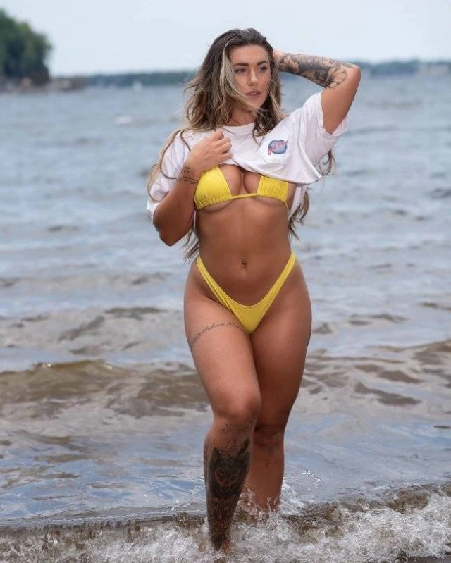 Вологі дівчата (36 фото) – фото 20