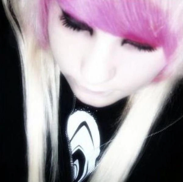 Емо-дівчата (59 фото) – фото 5