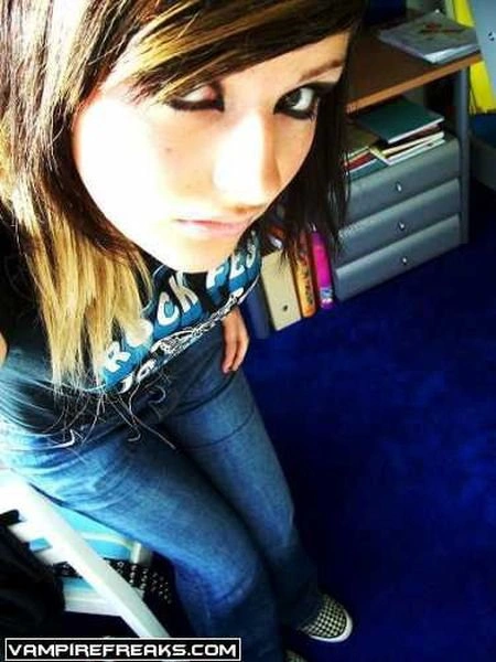 Емо-дівчата (59 фото) – фото 19