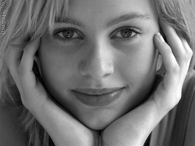 Фотографії красивих дівчат (40 фото) – фото 12