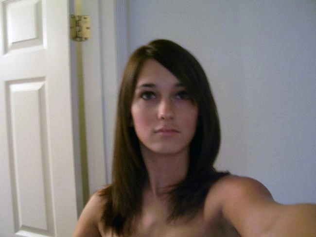 Дівчина фотографує себе (17 фото) – фото 5