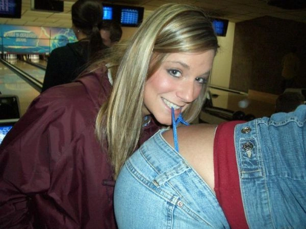 Дівчата та стрінги (50 фото)