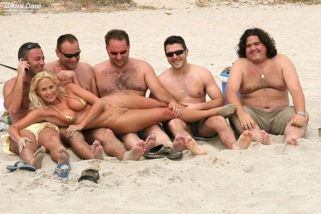 Чудове бікіні! (7 фото) – фото 1