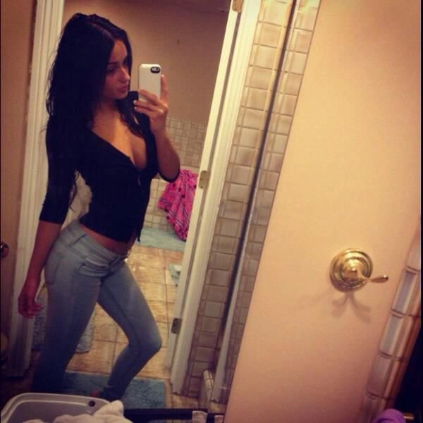 Дівчата в джинсах (24 фото) – фото 15