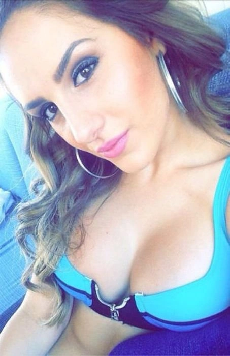 Дівчата з великими грудьми (60 фото) – фото 8