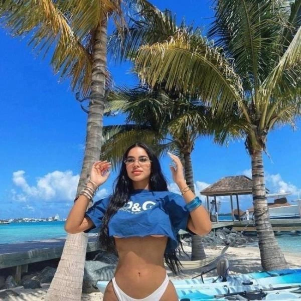 Дівчата в окулярах (35 фото) – фото 11