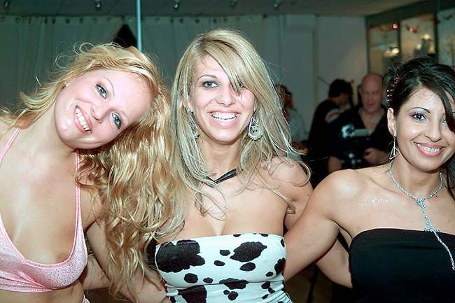 Мабуть, краще було б перейти повз цей заголовок. – фото 28