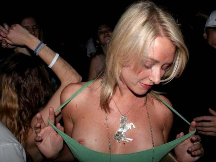 Мабуть, краще було б перейти повз цей заголовок. – фото 42