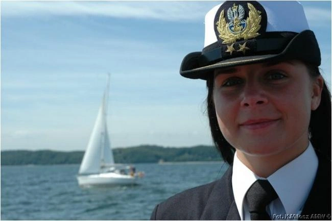 Жінки у формі (45 фото) – фото 5