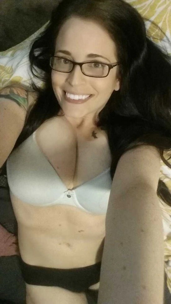 Грудасті дівчата (32 фото) – фото 14