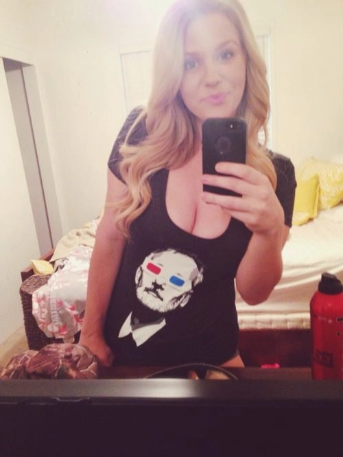 Дівчата фотографуються (49 фото)