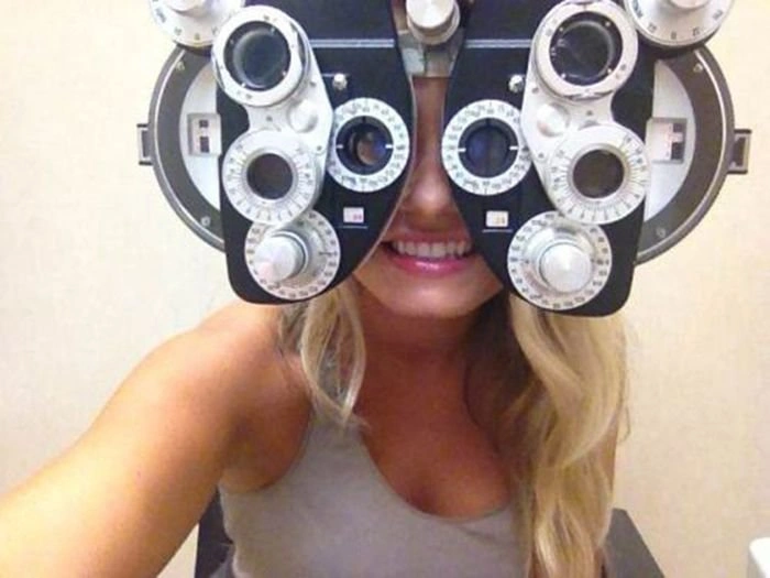 Дівчата фотографують тебе (63 фото) – фото 11