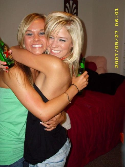 Сп'яні дівчата (28 фото) – фото 12