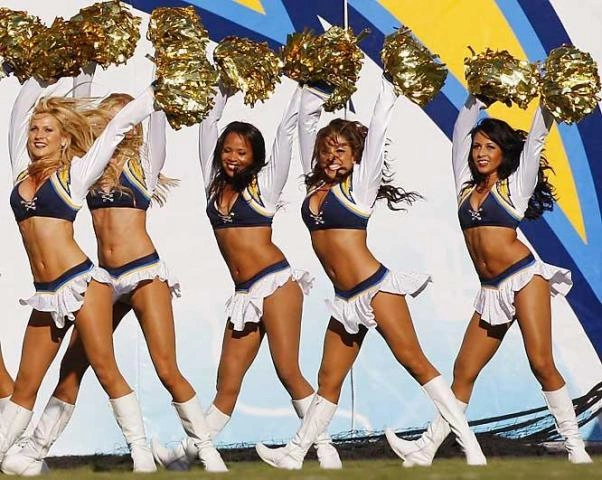 Дівчата з груп підтримки (39 фото) – фото 6