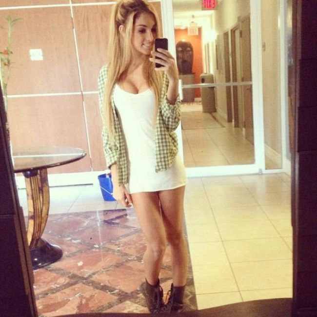 Дівчата в сукнях (34 фото) – фото 2