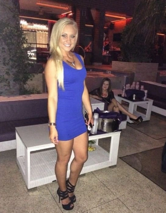 Дівчата в сукнях (34 фото) – фото 16