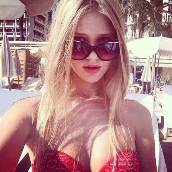 Приватні фотографії дівчат (50 фото) – фото 24