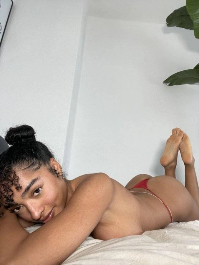 Дівчата гнуть спину (23 фото) – фото 11