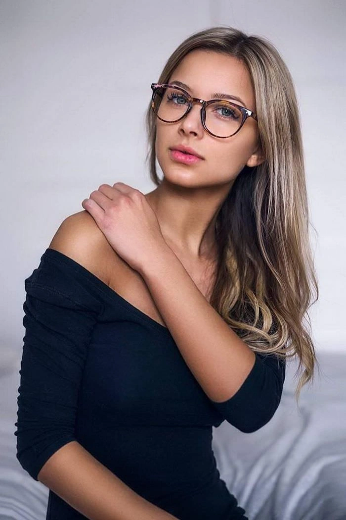 Відібрані фотографії привабливих дівчат – фото 27