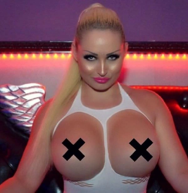 Кімберлі Хокінс - поєднання м'язів і силікону – фото 15