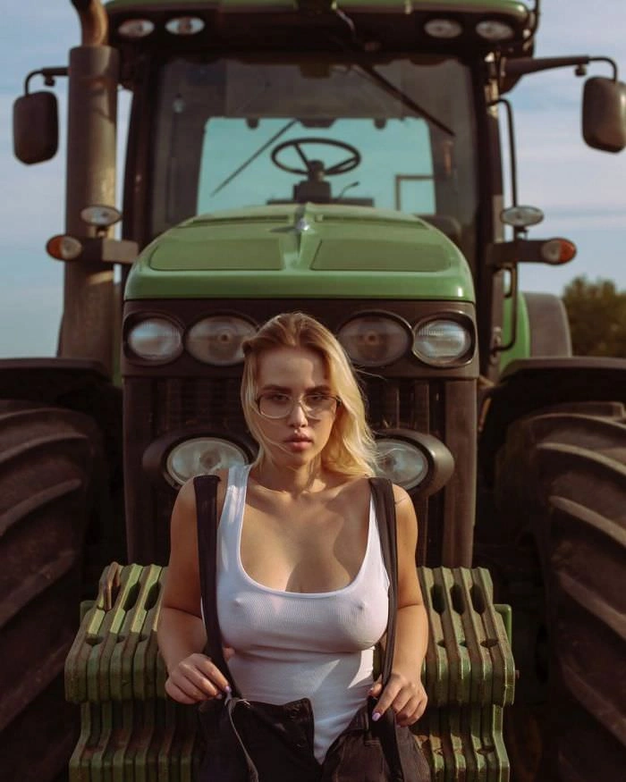 Дівчата без бюстгальтерів, частина 47 – фото 12