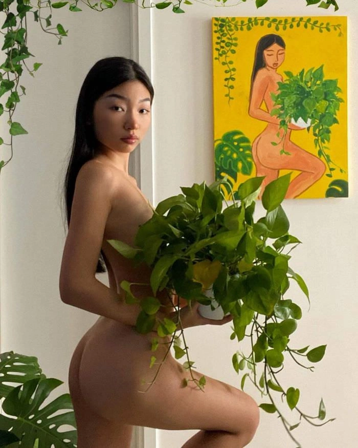 Спекотні дівчата на оголених фото – фото 35