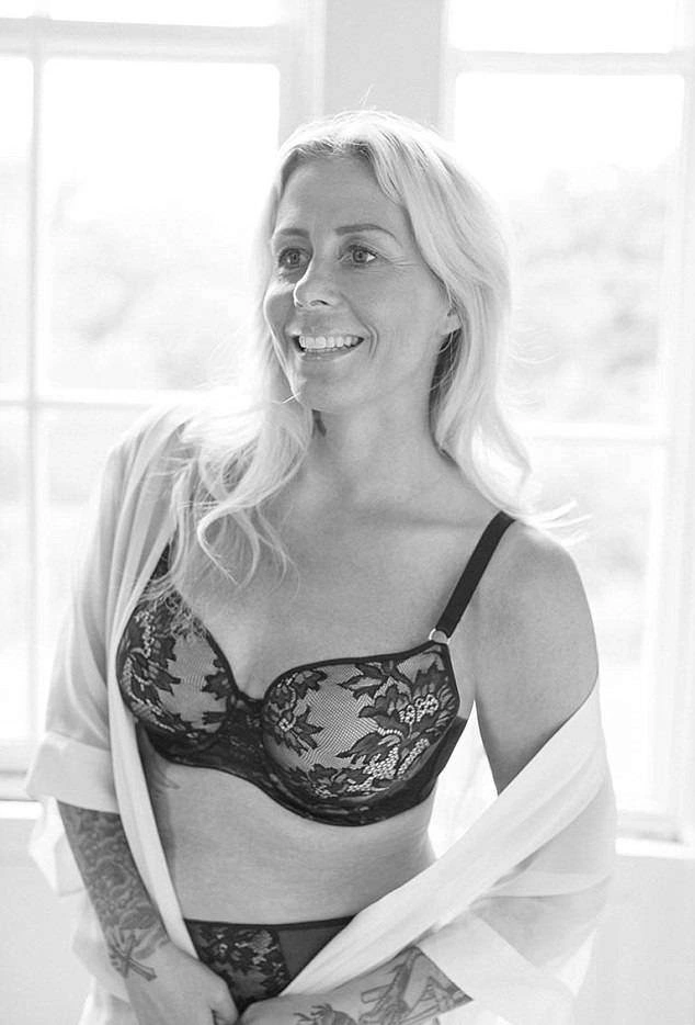 Звичайні жінки стали моделями у рекламі нижньої білизни – фото 3