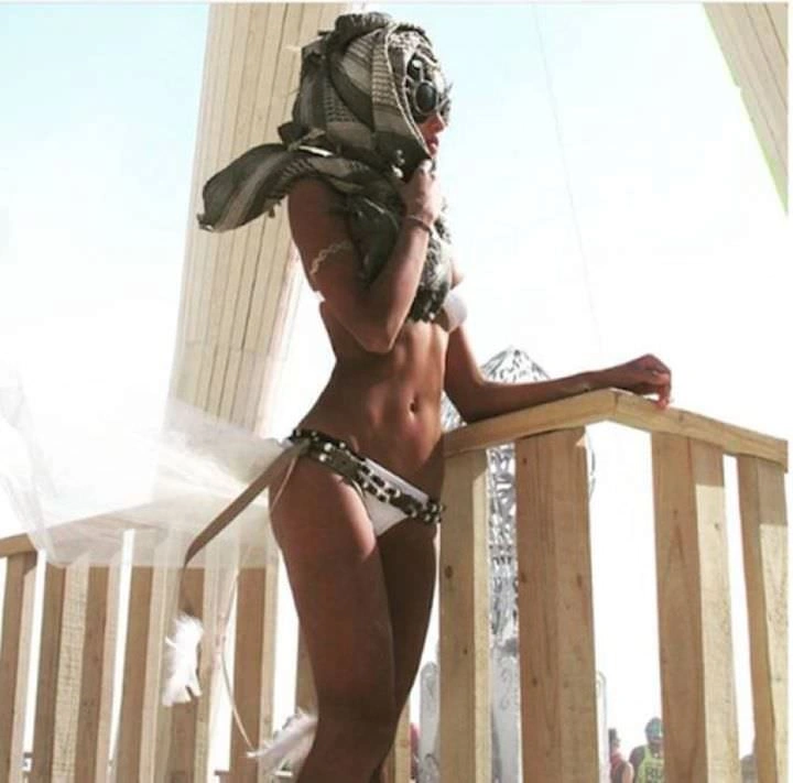 Прекрасні дівчата з фестивалю Burning Man – фото 17